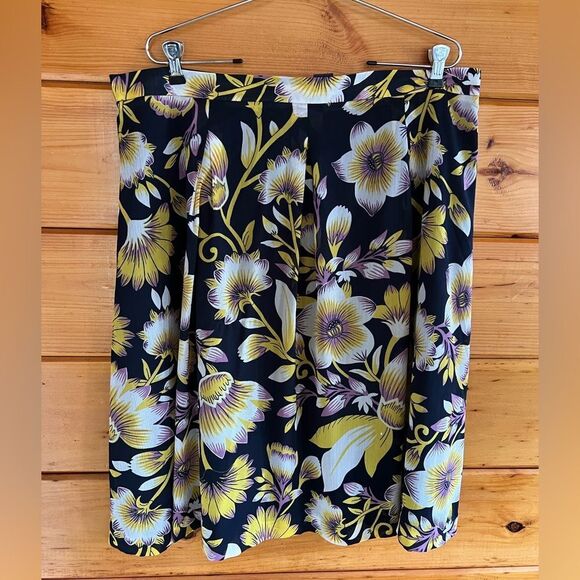 Ann Taylor Floral Print A Line Skirt 16 - Picture 1 of 4